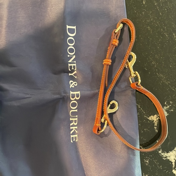 Dooney & Bourke Hand / Shoulder Bag - Picture 4 of 6